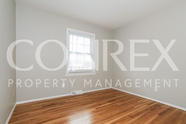 Building Photo - Oak Hills School District!