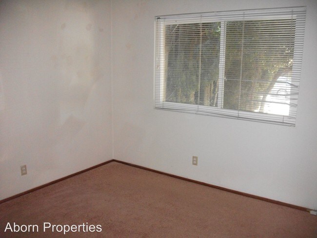 Building Photo - 2653 Autumnvale Dr