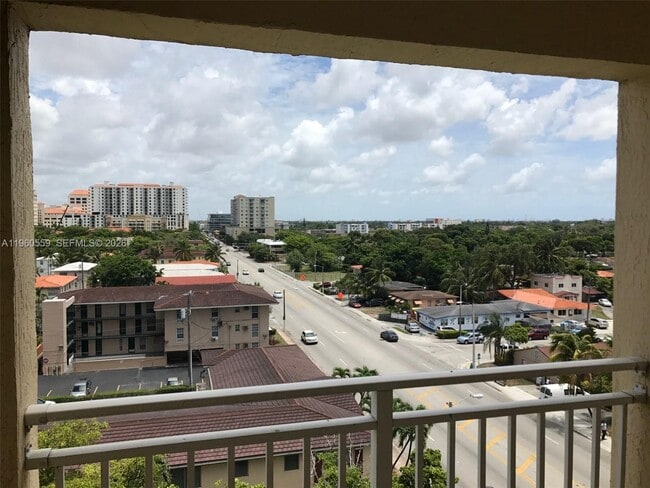 Building Photo - 50 Menores Ave