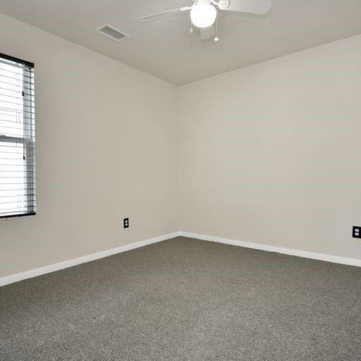 Building Photo - 2723 Oak Ridge Park Dr