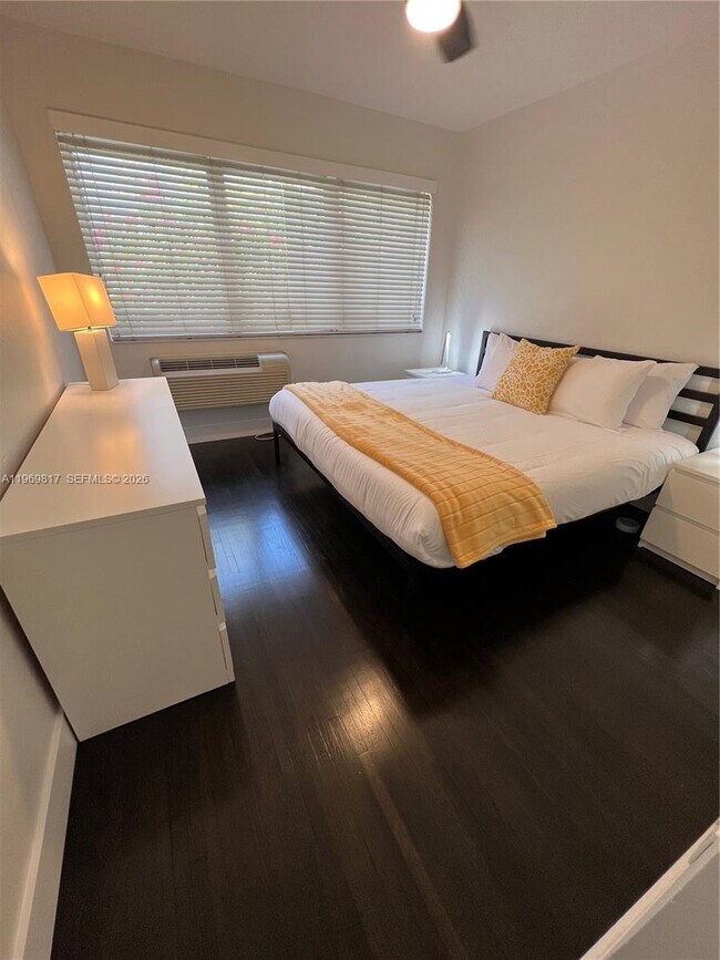 Building Photo - 620 Jefferson Ave