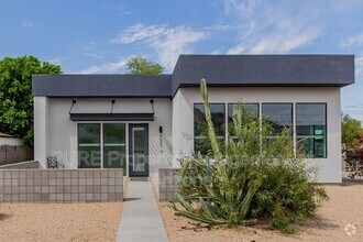 Building Photo - 4501 E Campbell Ave