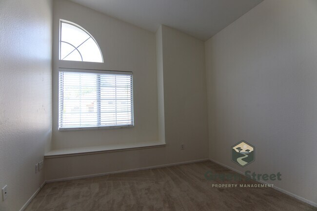 Building Photo - 6630 Corte Loma