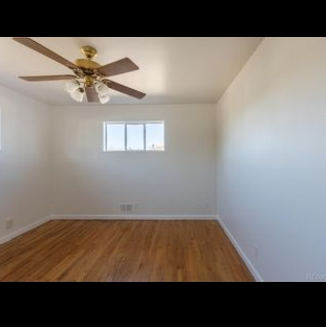1st room - 10454 Grant Dr