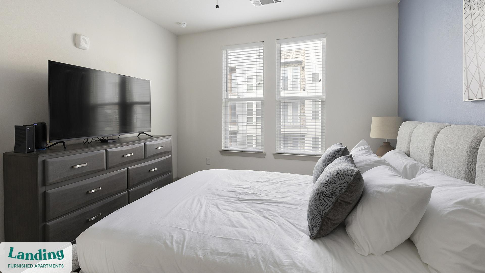 Building Photo - 1852 E Northside Dr