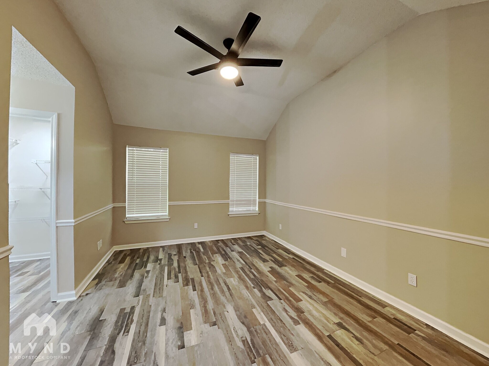 Building Photo - 6892 Gallop Dr