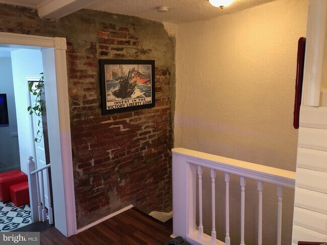 Building Photo - 753 S 22nd St