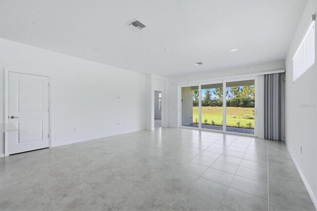 Building Photo - 8113 Sternway Rd