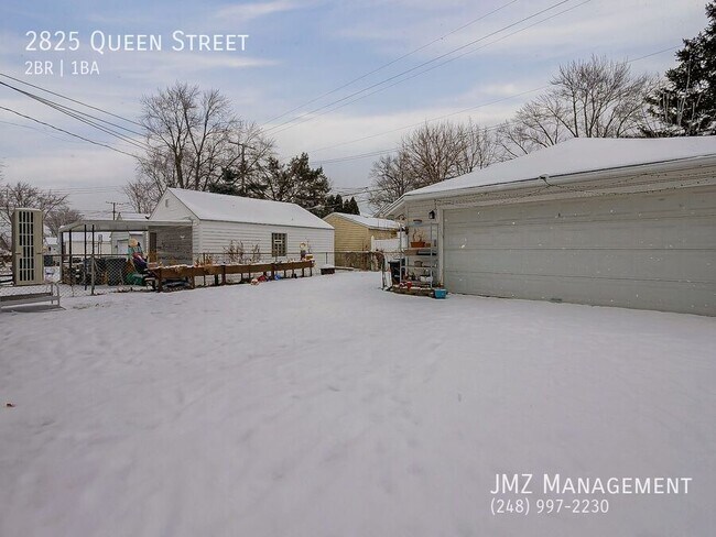 Building Photo - 2825 Queen St