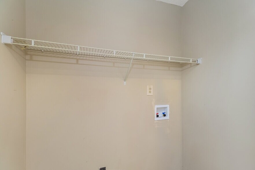 Building Photo - 11609 Brockley Ct