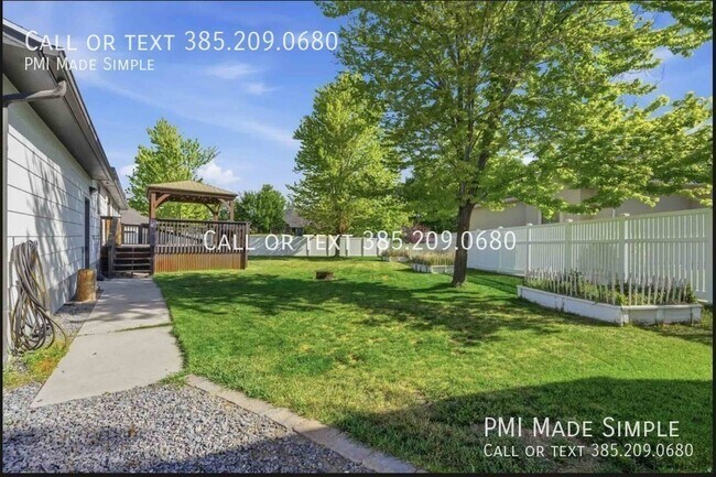Building Photo - 1438 Trinnaman Ln