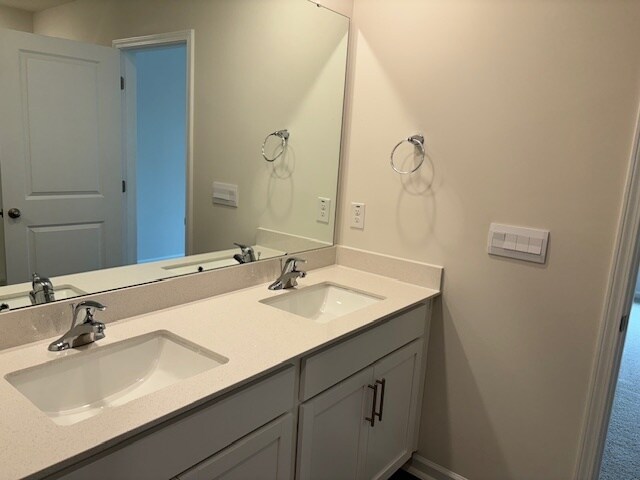 Building Photo - 395 David Hl Dr