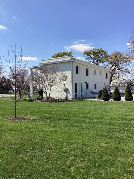 Building Photo - 6204 W Kimberly Rd