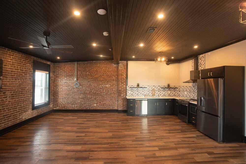 Building Photo - 1529 W Market St
