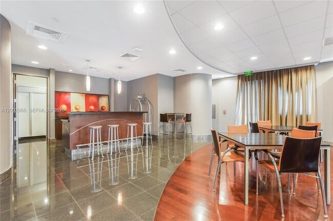 Building Photo - 9401 Collins Ave