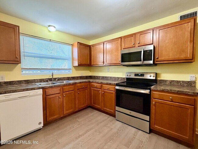 Building Photo - 4037 Conga St