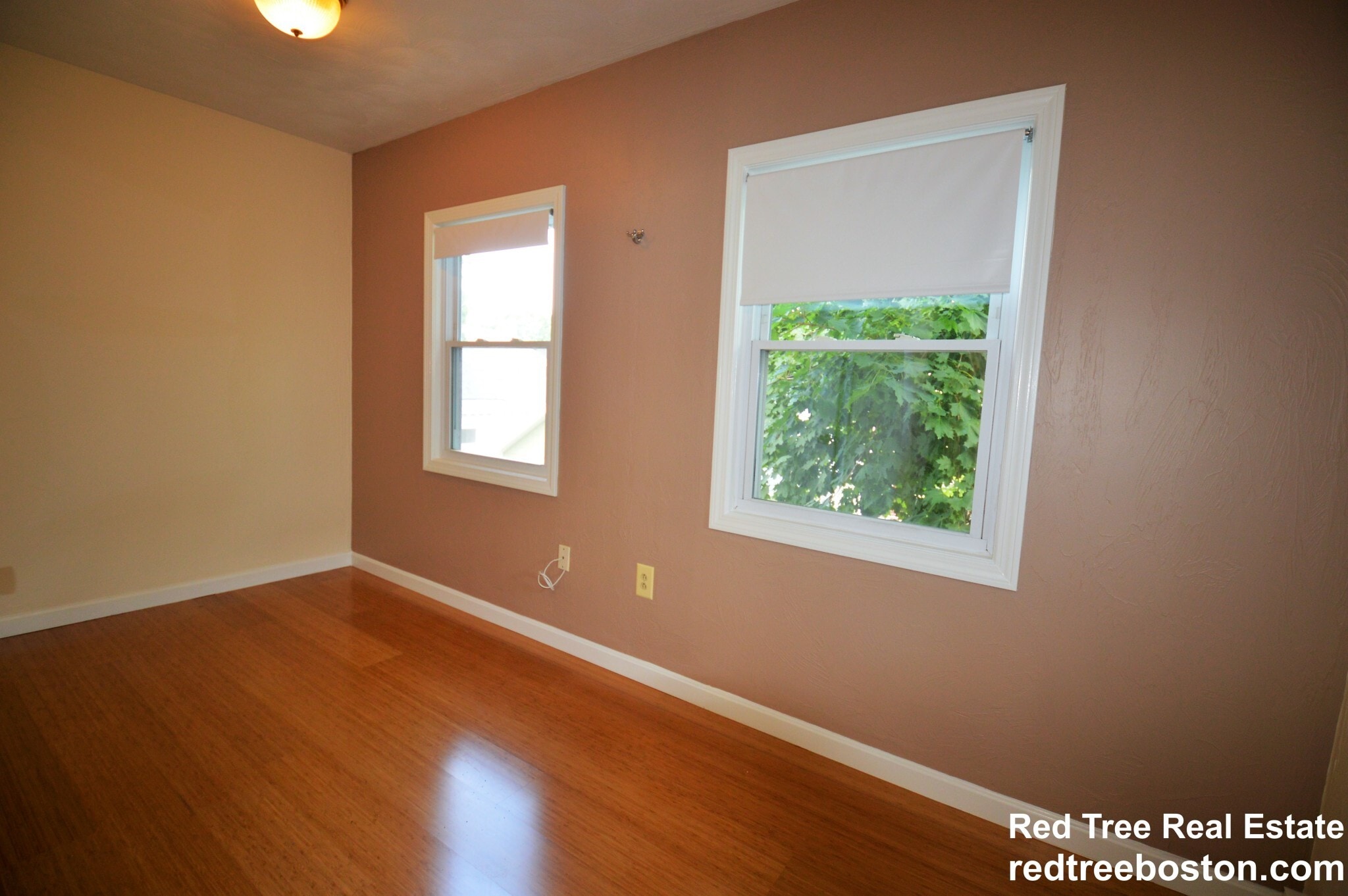 Building Photo - 39 Montfern Ave