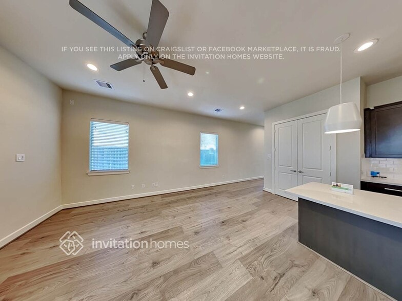 Building Photo - 12402 Imperial Lk Ln