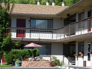 Building Photo - Berrum Place Apartments