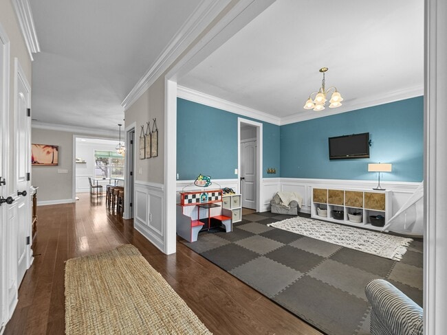 Building Photo - 154 Cornel Ln