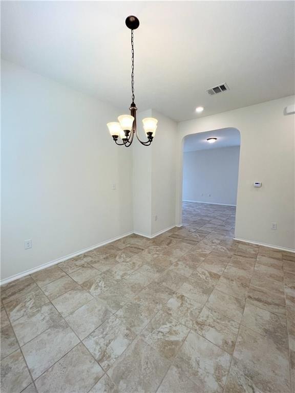 Building Photo - 901 Solitude Dr