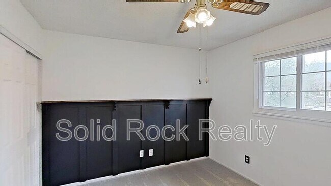 Building Photo - 1139 Mt Werner Cir