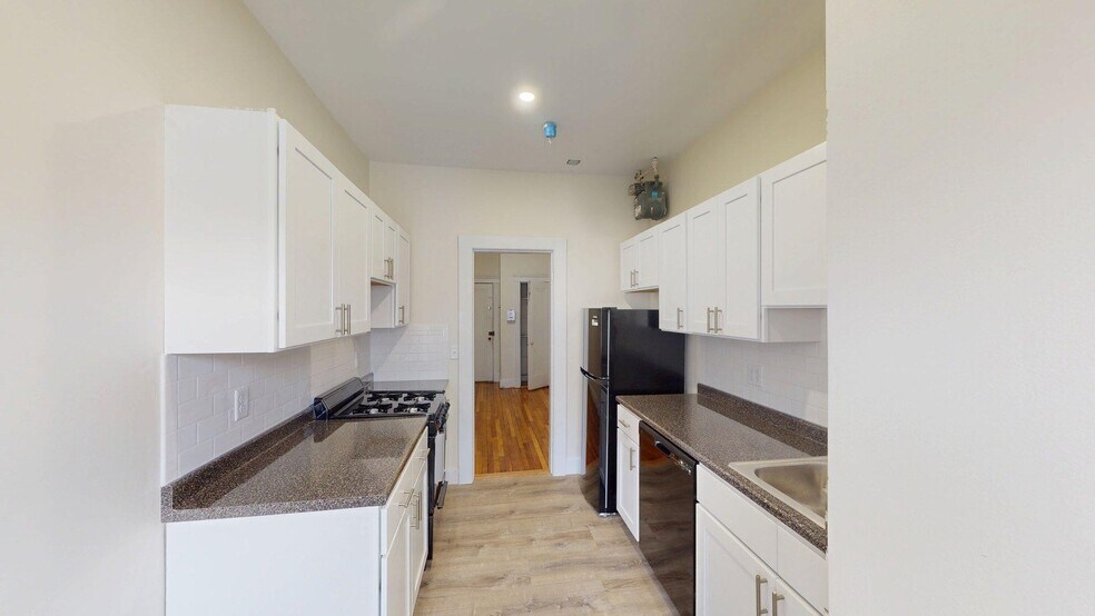 Building Photo - 1800 Commonwealth Ave