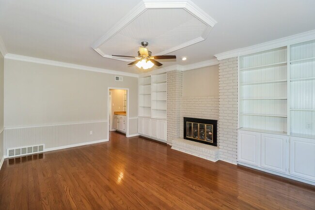 Building Photo - 2322 Carrollwood Ln