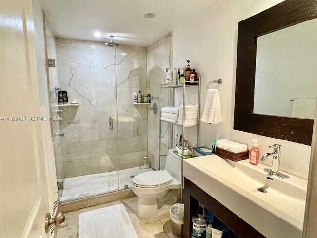 Building Photo - 19390 Collins Ave