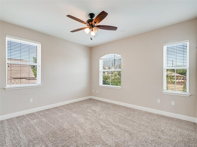 Building Photo - 14317 Laurinburg Dr