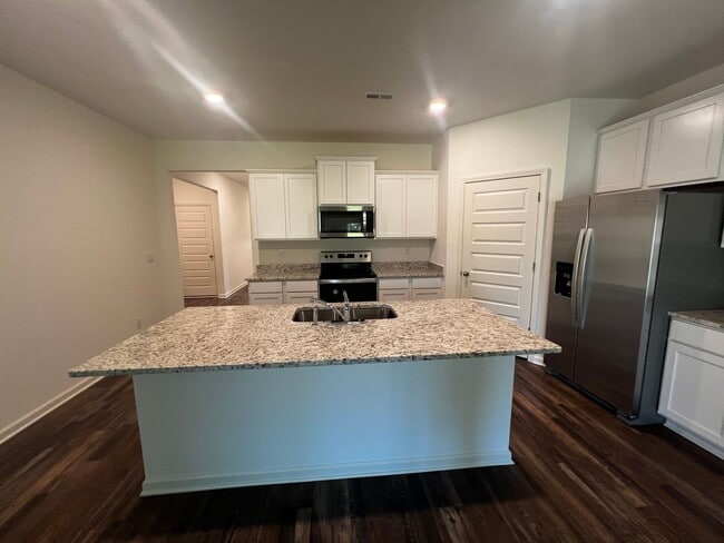 Building Photo - 4BR One-Level Home in Rosser Farms – Open Floor Plan + Prime Location!