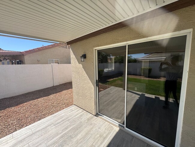 Building Photo - 9155 W Villa Rita Dr