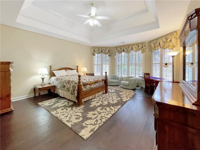 Building Photo - 1911 Berkshire Eve Dr