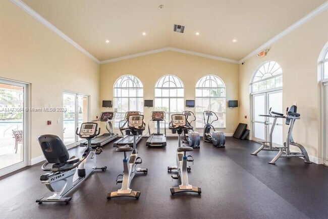 Building Photo - 1650 NE 33rd Rd