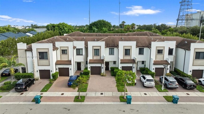 Primary Photo - 403 NE 212th St