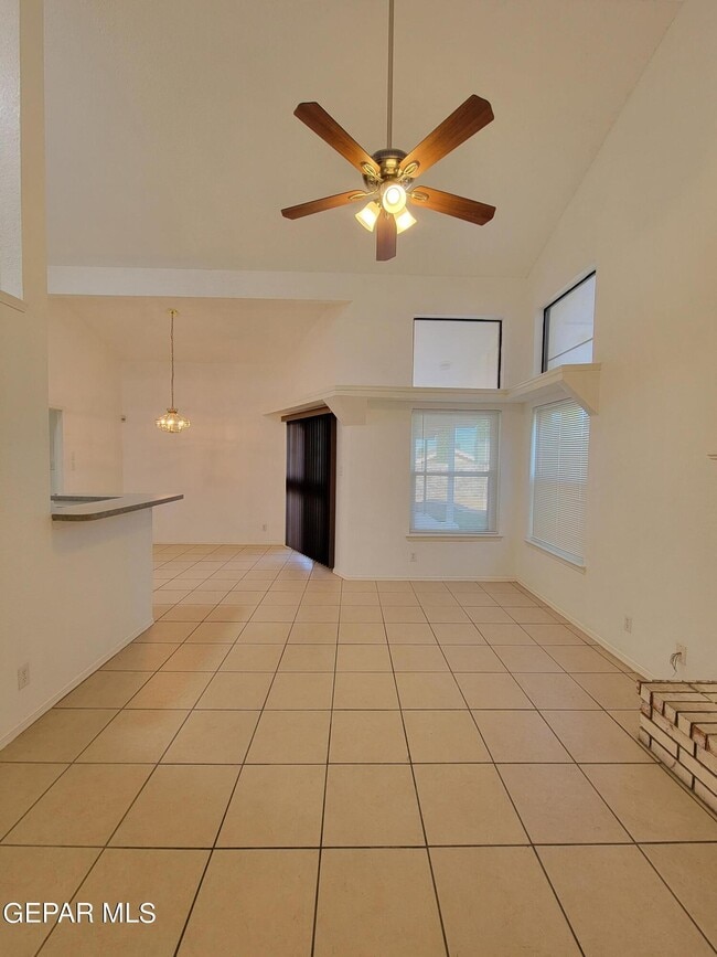 Building Photo - 8695 Pilgrimage Cir
