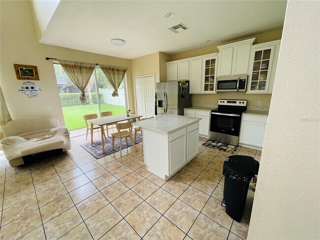 Building Photo - 1418 Spring Fest Ln