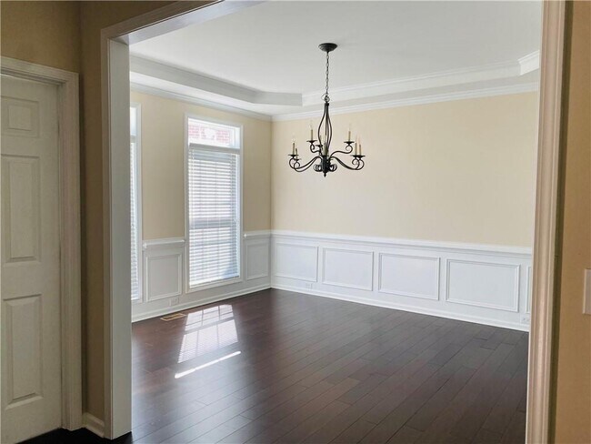 Building Photo - 12866 Deer Park Ln