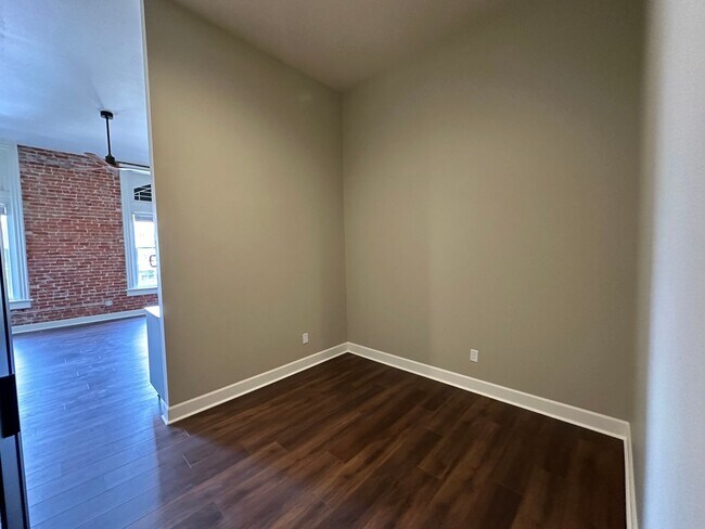 Building Photo - Modern Living with a Touch of Historic Charm