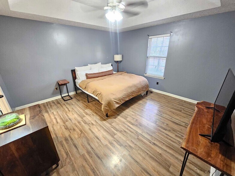 Building Photo - 4797 E Richmond Shop Rd