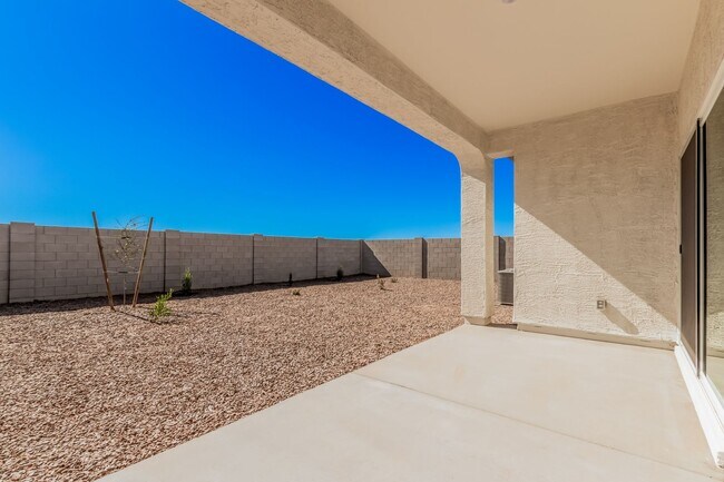 Building Photo - Beautiful Corner Lot Home with Modern Upgr...