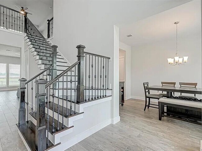 Building Photo - 216 Waterstone Dr
