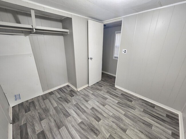 Building Photo - 14803 Bakers Ln