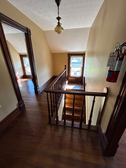 Building Photo - 96 E Franklin St