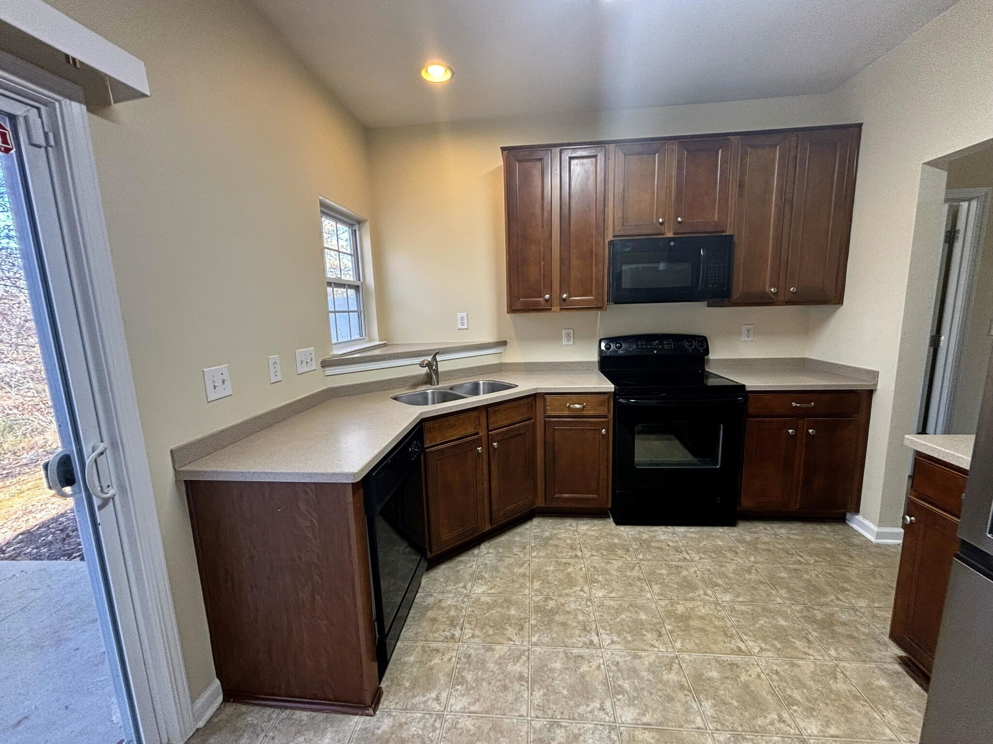 Building Photo - 11619 Stockdale Ct