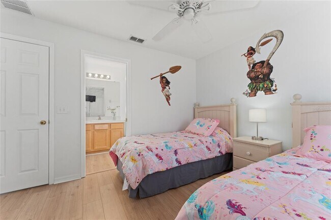 Building Photo - 1031 Solana Cir