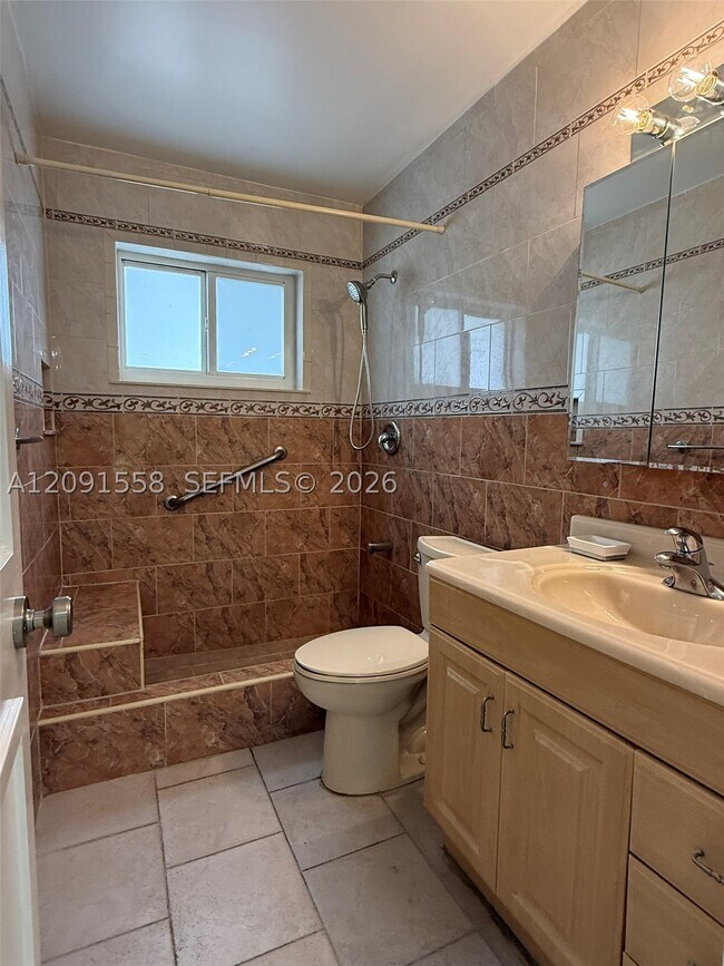 Building Photo - 11450 SW 47th St