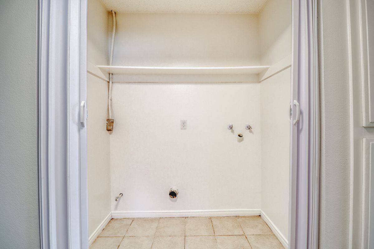 Building Photo - 12214 Orchid Ln