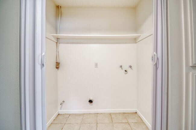 Building Photo - 12214 Orchid Ln