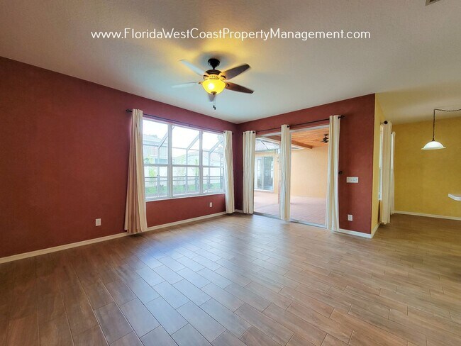 Building Photo - LARGE PARRISH POOL HOME! FENCED YARD! PET FRIENDLY! AVAILABLE FOR JUNE! LONG TERM LEASE!